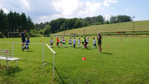 Erstes Training der neuen F-Junioren