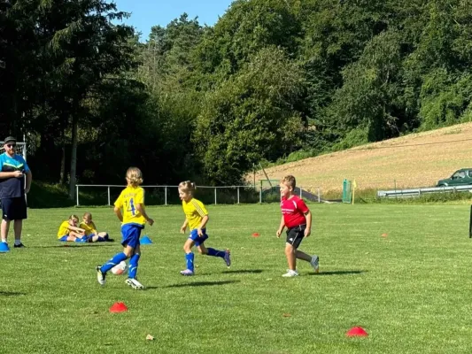 24.08.2024 SV 49 Eckardtshausen vs. Funino-Kinderfestiv.